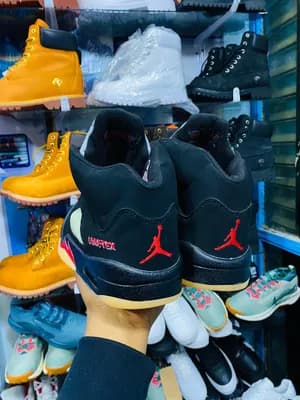 Nike Air Jordan 5 Metallic