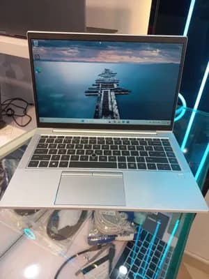 HP EliteBook 840 G8 i5 16GB 512GB