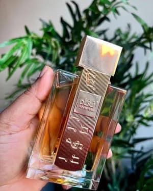 Lattafa Angham Eau de Parfum