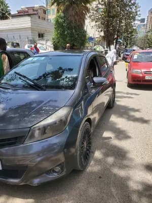 Toyota Yaris 2012