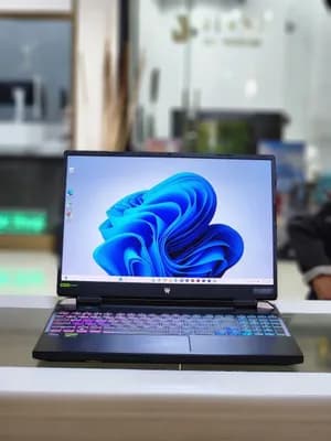 Acer Predator Helios 300 Gaming Laptop