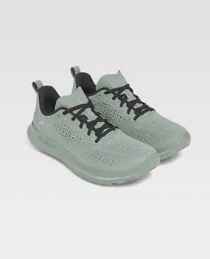 Under Armour Velocity