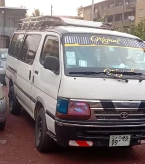 Toyota Hiace Van 2004 5L