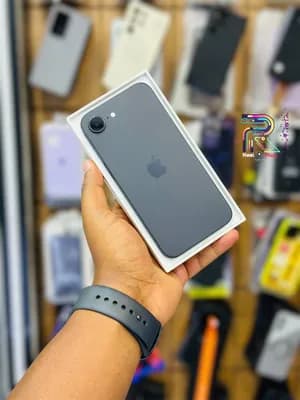 iPhone 16e