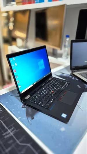 Lenovo ThinkPad Yoga X390 Laptop