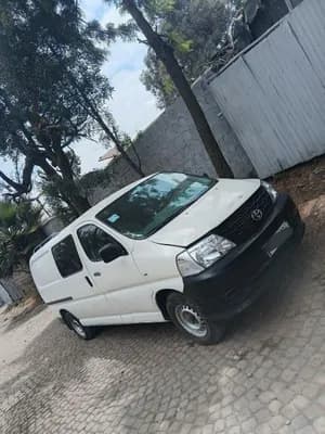 Toyota Hiace D4D HalfVan 2008