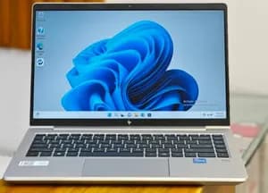 HP EliteBook 640 G10 i7