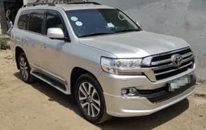 Toyota Land Cruiser VXR 2019 Diesel