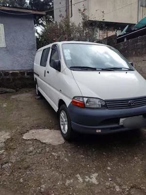 Hiace Dolphin Van
