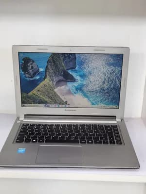 Lenovo Laptop 8GB RAM 128GB SSD