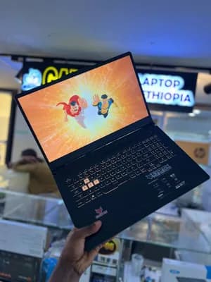 ASUS TUF Gaming F17 512GB 16GB 17"