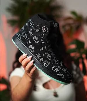 Jordan 1 kaws