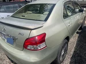 Yaris Belta