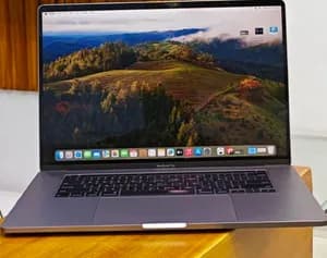 Apple MacBook Pro 2019 16 inch i9 32GB 1TB SSD