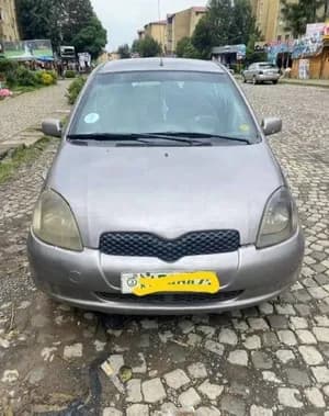 Vitz yaris