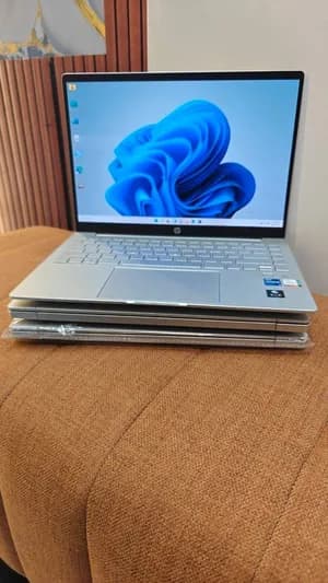 HP Pavilion Plus 14 i5