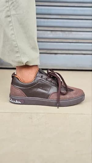 Clarks flat & leather