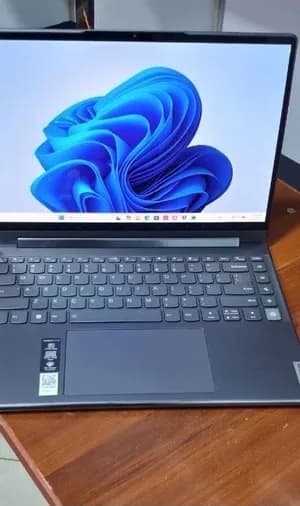 Lenovo Yoga 9i 2023 Laptop