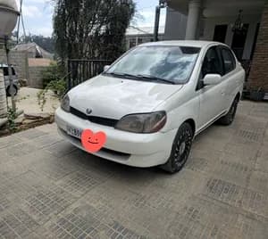 Toyota Platz 2001 1.0L used