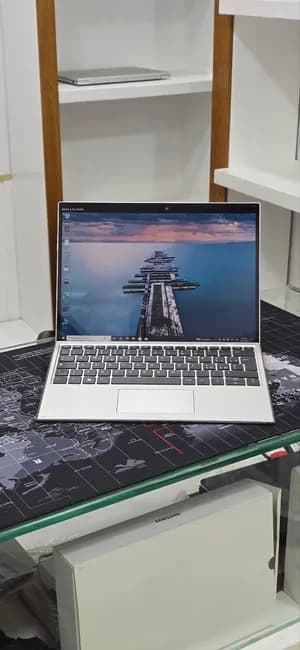 HP Elite X2 G8 i7 Laptop