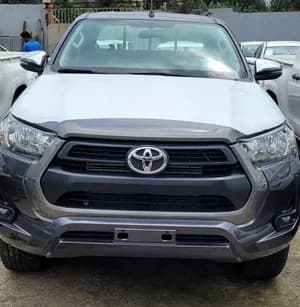 Toyota Hilux 2023 Adventure SR5
