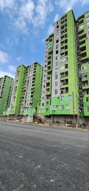 40/60 Condo 72 Sqm 8th Floor
