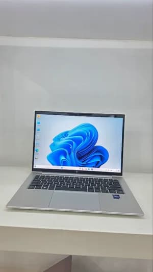 HP EliteBook 840 G10 i7 16GB 512GB