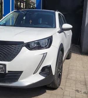 Peugeot 2008 2022 SUV