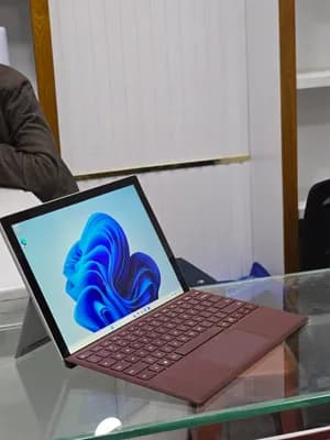 Microsoft Surface Pro 6 i5