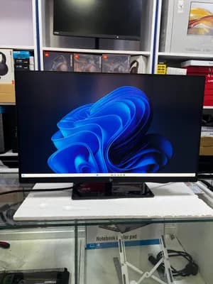 HP Z27 Monitor 27” UHD 4K Professional