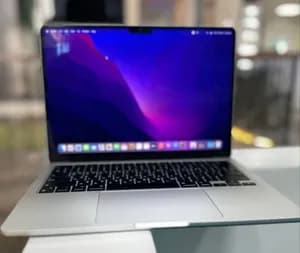 Apple MacBook Air M2 8GB 256GB