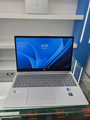 HP Notebook 15 i7 16GB 1TB