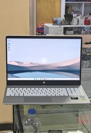 HP Pavilion i5 8th Gen Laptop