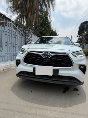 Brand New Toyota Highlander Hybrid Limited 2024