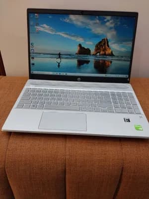 hp Pavilion 15.6 inches 512GB SSD 16GB DDR4