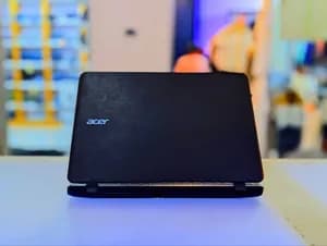 Acer Aspire 320GB 4GB 13.1