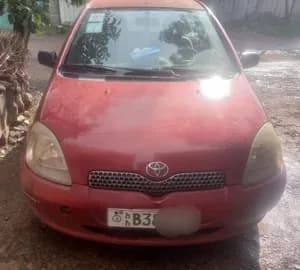 Toyota Vitz Yaris 2002