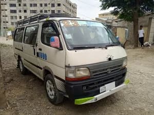 Toyota Hiace 5L 2004 Manual