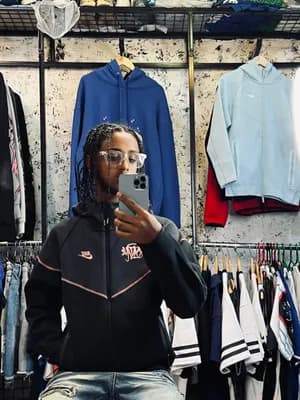 Nike syna