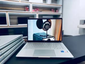 HP Pavilion Plus 14 i5 16GB 1TB