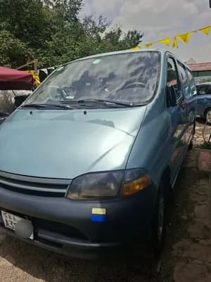 Toyota Hiace 1998 2L