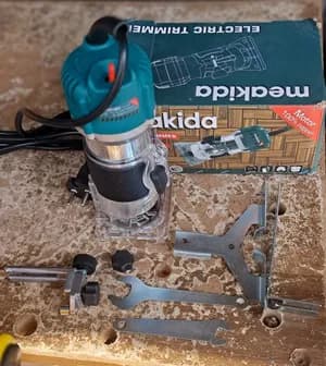 Makida Electric Trimmer Router