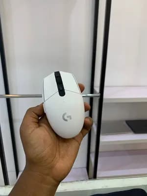 Logitech G304 Lightspeed Wireless Gaming Mouse