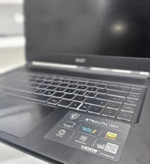 MSI Stealth 15M i7 RTX 3060