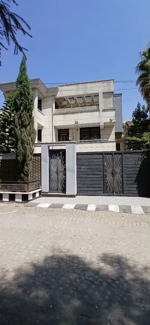 Luxury House for Sale Megenagna