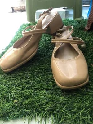Women's Bonda Shoes Size 38 39