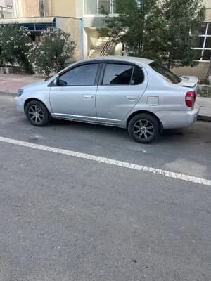 2001 Toyota Platz Automatic Sedan