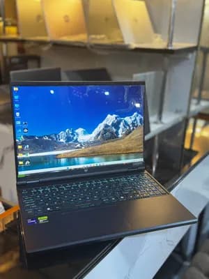 Acer Predator PHN16 Gaming Laptop