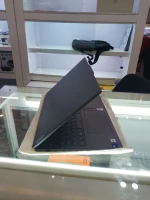 Lenovo Yoga 7i 2-in-1 Laptop