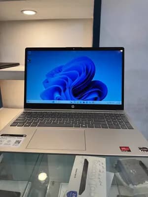 HP Notebook 7000 Ryzen 5 Laptop